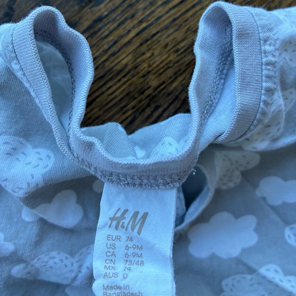 H&M Rompers - Picture 4 of 6